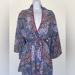 CHASING UNICORNS Paisley Print Kimono Short Robe